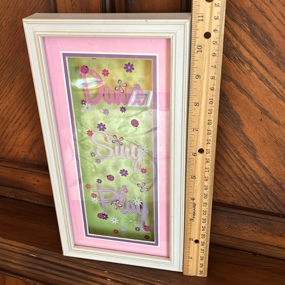 DANCE-SING-PLAY Shadowbox Wall Decor (NWOT) - Picture 8 of 8